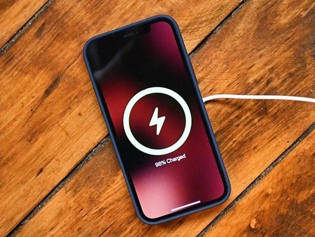 汾西苹果手机维修分享iPhone 12可以随便充电吗 
